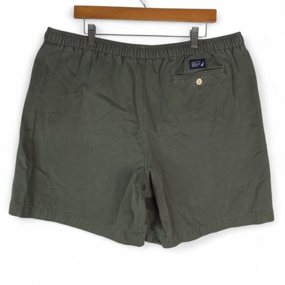 Nautica Explorer Shorts Mens XL Loose Fit Army OD Green Cotton Elastic Keyclip - Picture 2 of 11